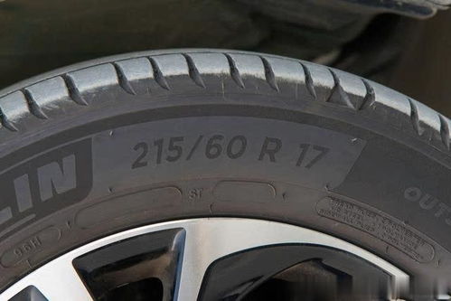 汽車(chē)輪胎選 原廠 就好嗎 老司機(jī) 那可不一定