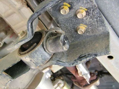 汽車噪音越來越大 老師傅說這5個零件任換其一,噪音立馬消失